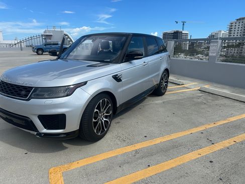 Used 2019 Land Rover Range Rover Sport HSE AWD/4WD image 2