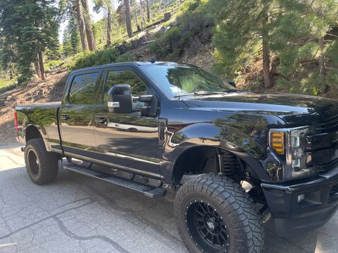 Used 2019 Ford F250 Lariat w/ Lariat Ultimate Package image 1