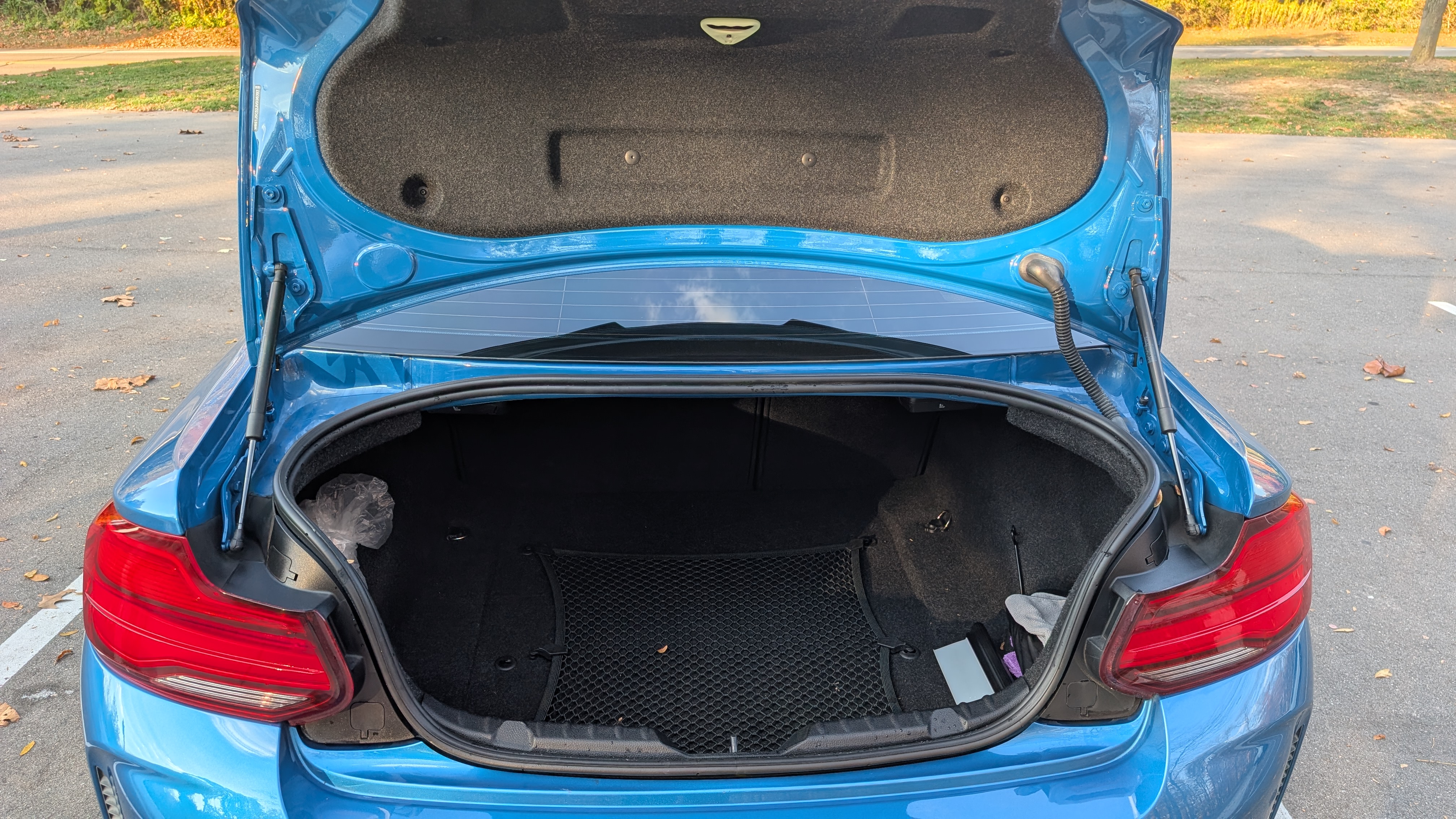 Used 2018 BMW M2 RWD image 10