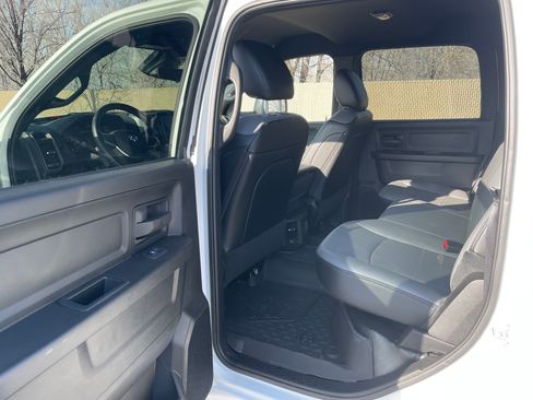 Used 2024 RAM 5500 Tradesman w/ Safety Group image 5