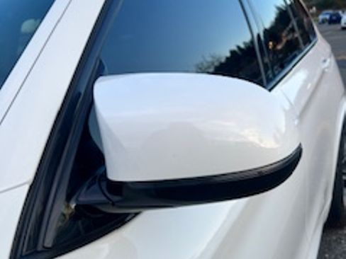 Used 2016 BMW X5 M image 15