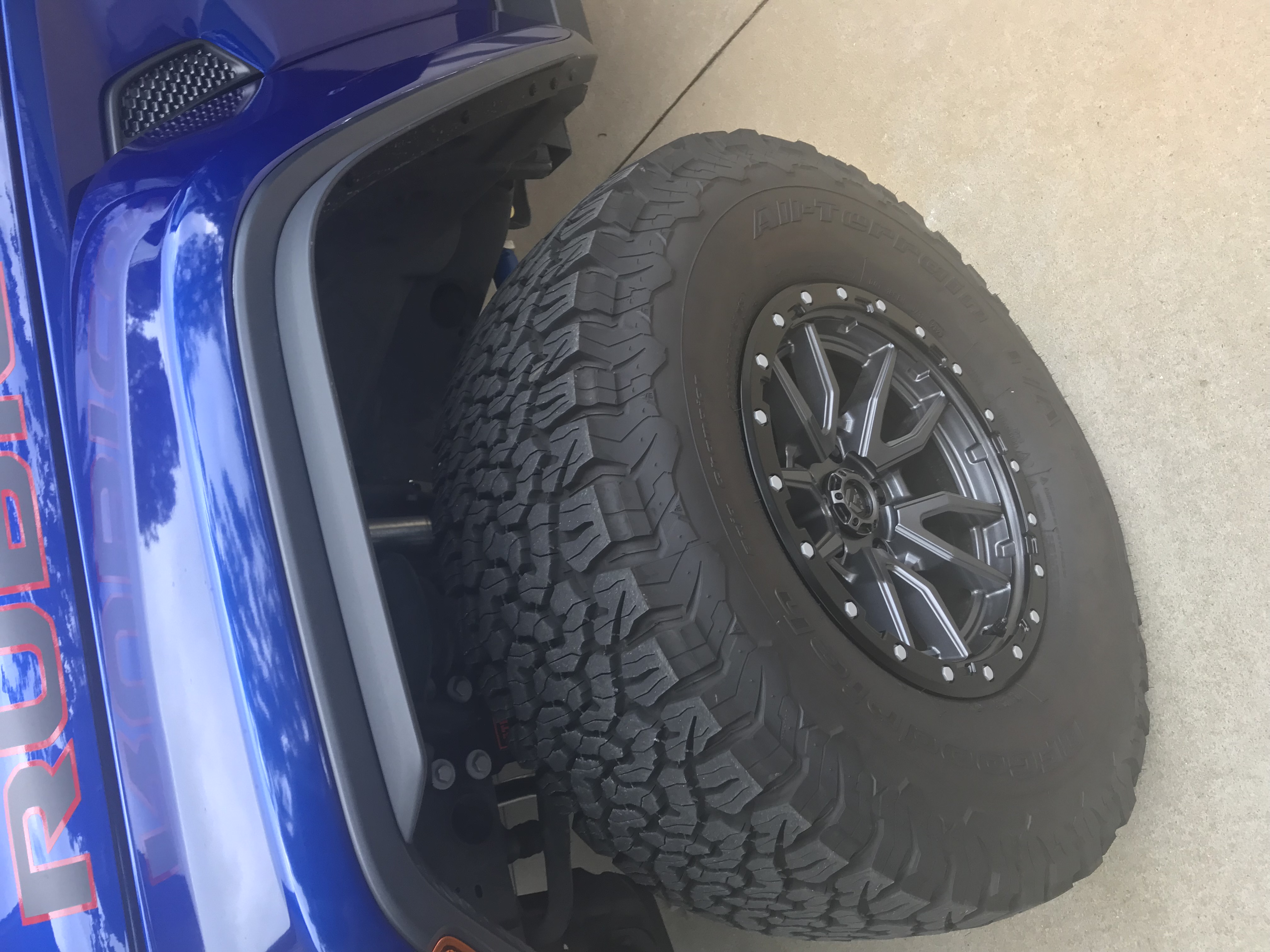 Used 2019 Jeep Wrangler Unlimited Rubicon AWD/4WD image 16