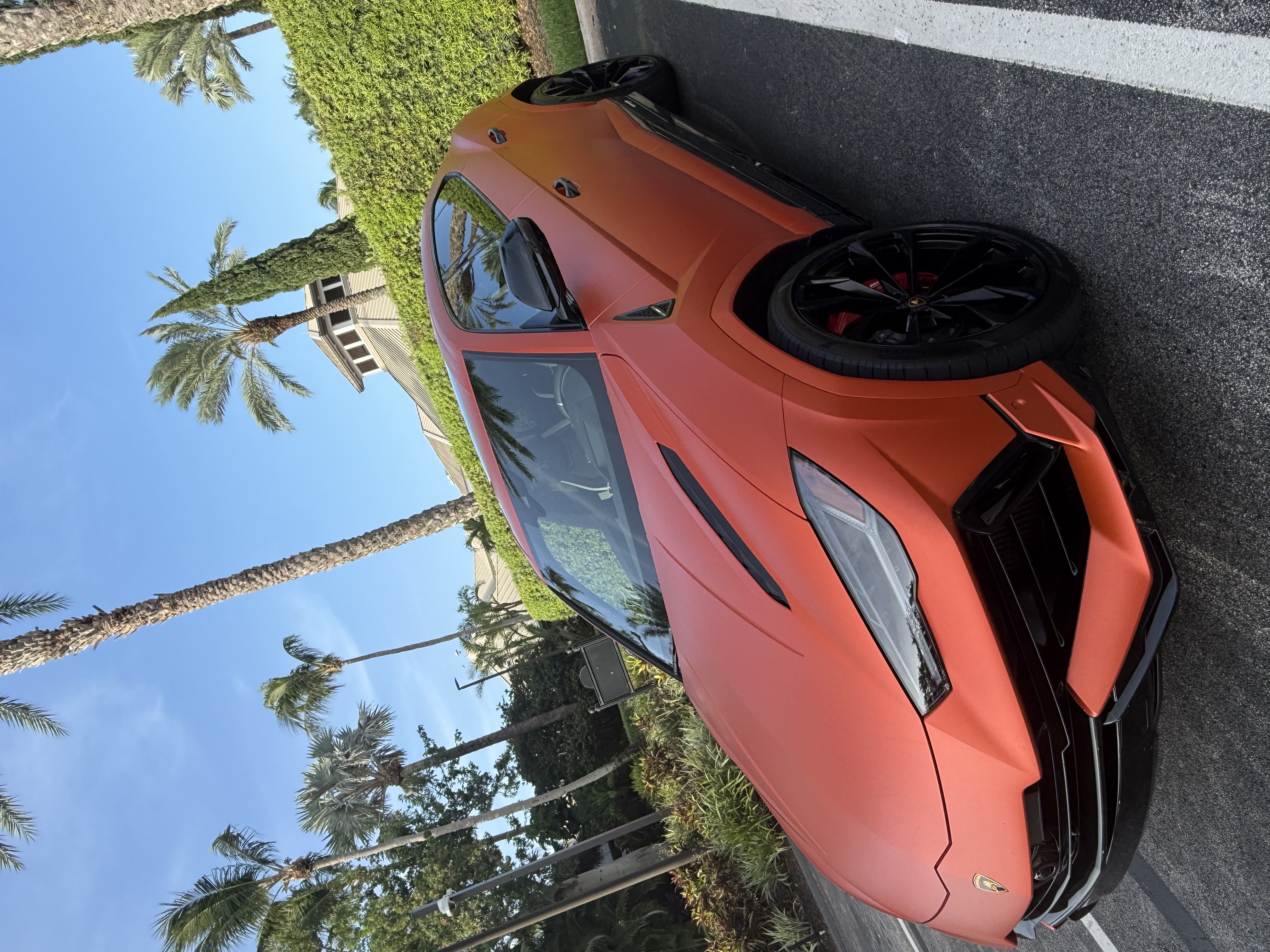 Used 2024 Lamborghini Urus S AWD/4WD image 2