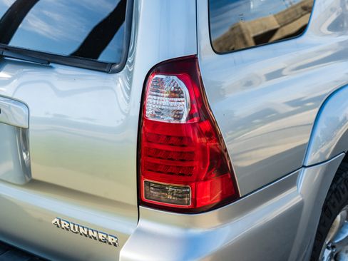 Used 2007 Toyota 4Runner Sport image 13