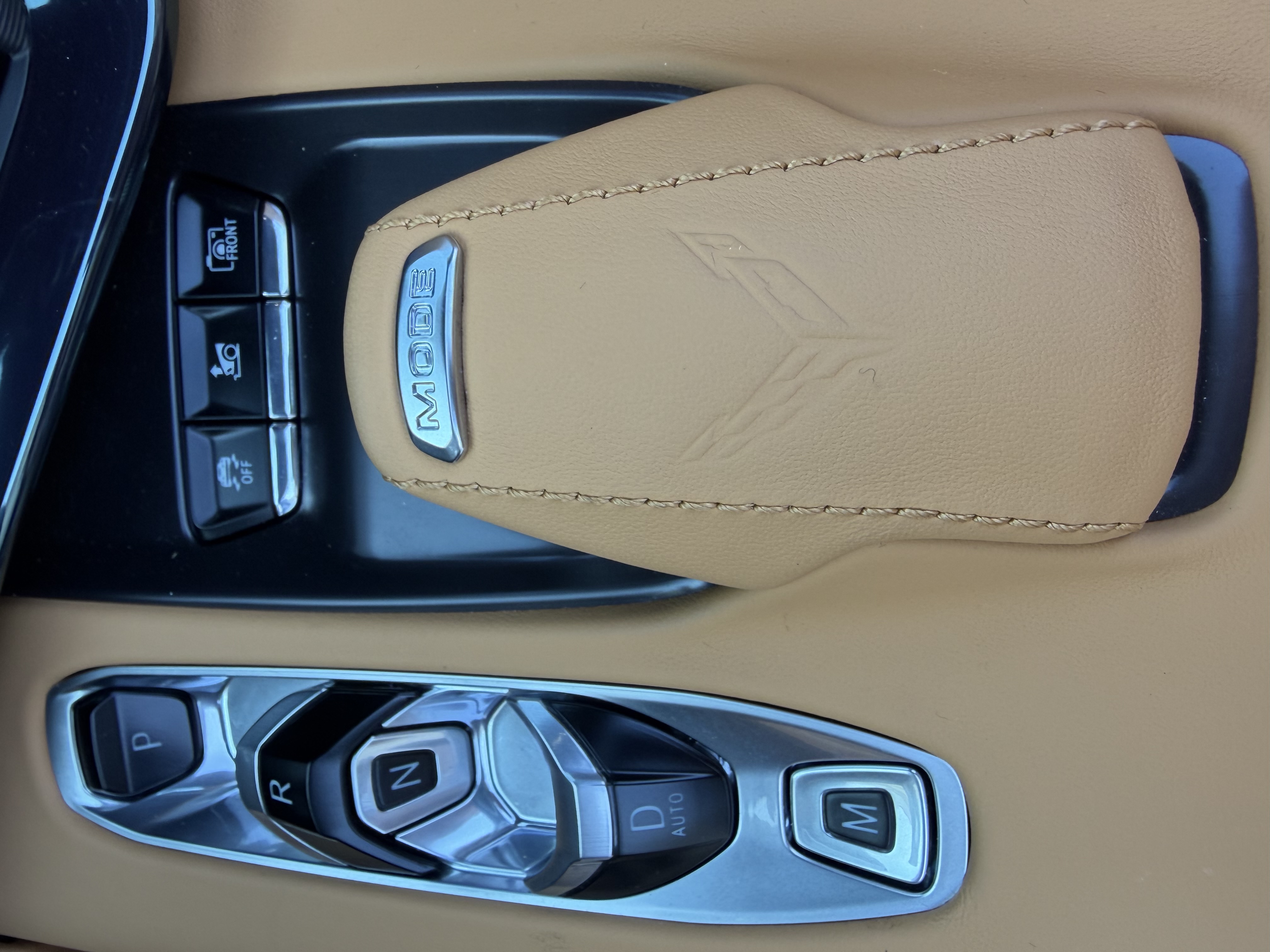 Used 2024 Chevrolet Corvette Stingray Premium Conv w/ Z51 Performance Package RWD image 16