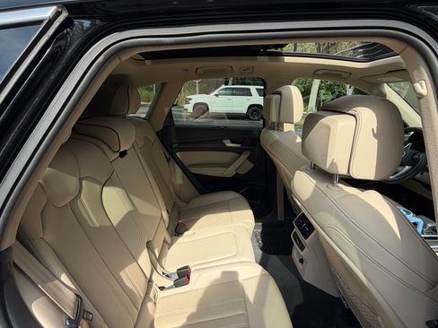 Used 2021 Audi Q5 2.0T Premium Plus AWD/4WD image 6