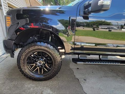 Used 2019 Ford F250 Lariat AWD/4WD image 4