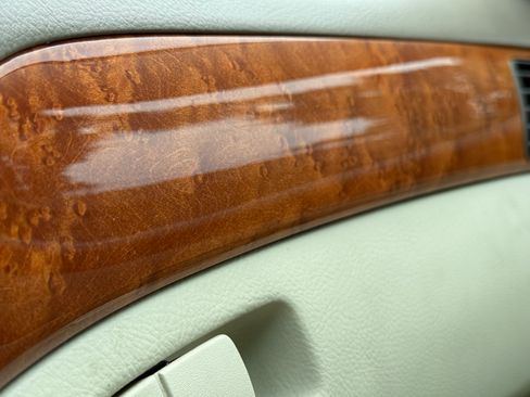 Used 2003 Lexus LS 430 RWD image 18