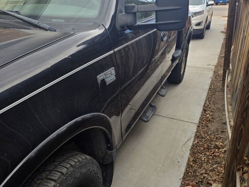 Used 2003 Ford F150 Lariat image 4