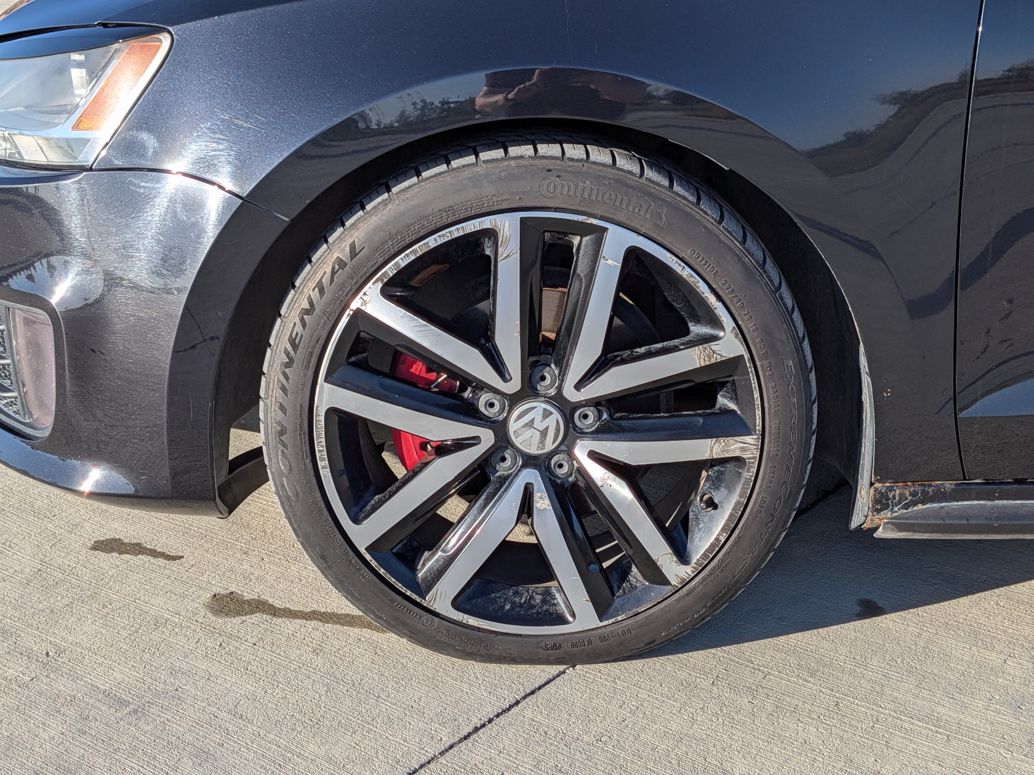 Used 2012 Volkswagen Jetta GLI FWD image 28