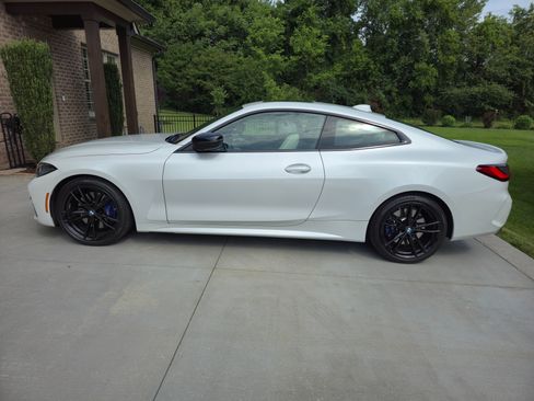 Used 2022 BMW 440i xDrive Coupe AWD/4WD image 1