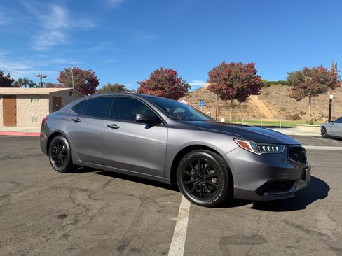 Used 2020 Acura TLX FWD image 17