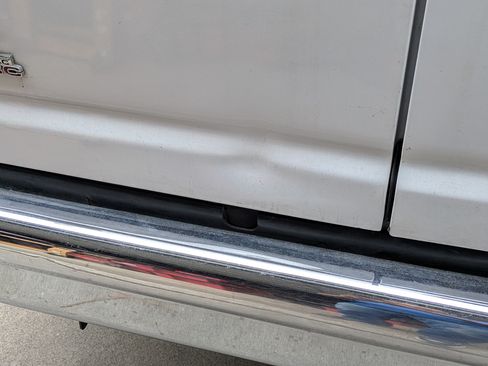 Used 2014 Ford E-150 and Econoline 150 Wagon RWD image 9