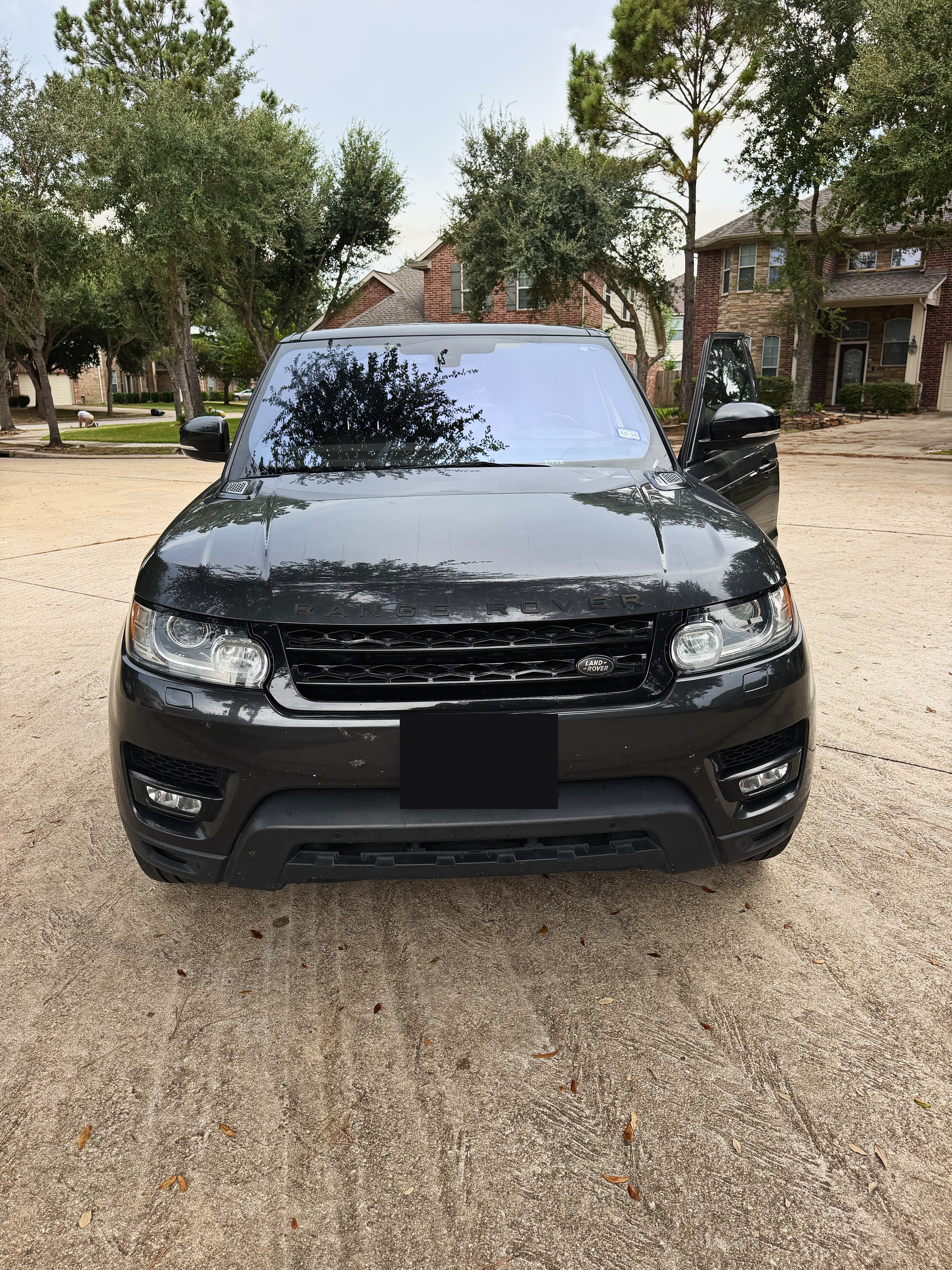 Used 2016 Land Rover Range Rover Sport Supercharged AWD/4WD image 2