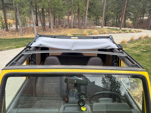 Used 2002 Jeep Wrangler X image 15