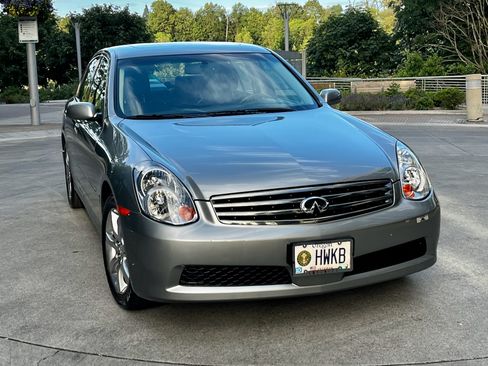 Used 2006 INFINITI G35 Sedan w/ (P03) Premium Pkg C RWD image 2