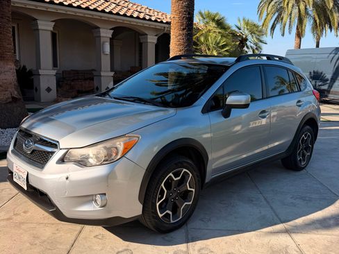 Used 2013 Subaru XV Crosstrek 2.0i Limited AWD/4WD image 4