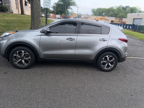 Used 2020 Kia Sportage LX w/ LX Popular Package AWD/4WD image 15