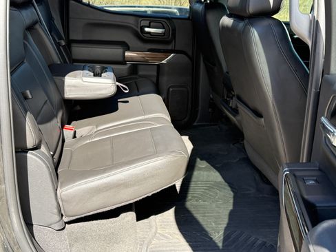 Used 2020 Chevrolet Silverado 1500 LT Trail Boss AWD/4WD image 12