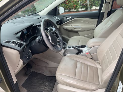 Used 2013 Ford Escape SEL FWD image 15