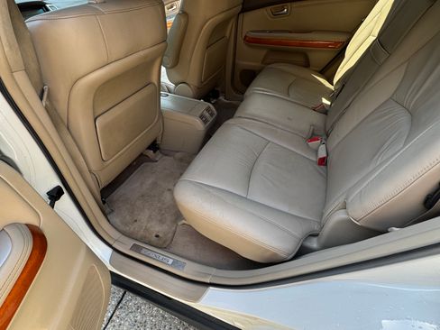 Used 2005 Lexus RX 330 AWD image 17