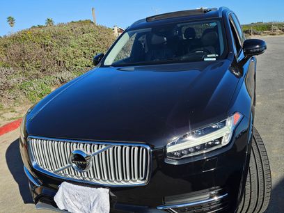 Used 2017 Volvo XC90 T8 Inscription w/ Luxury Package