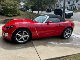 Used 2008 Saturn Sky Red Line RWD image 9