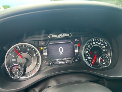 Used 2022 RAM 1500 Big Horn RWD image 29