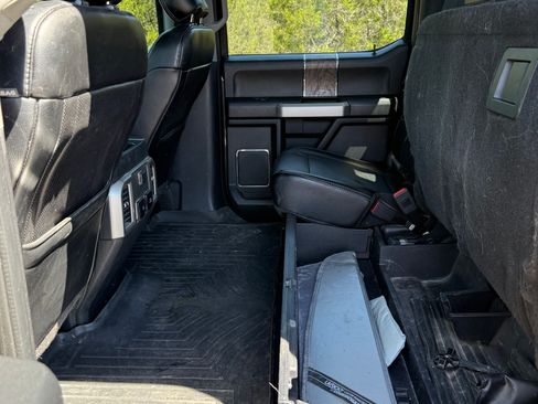 Used 2018 Ford F250 Lariat w/ Lariat Value Package image 10