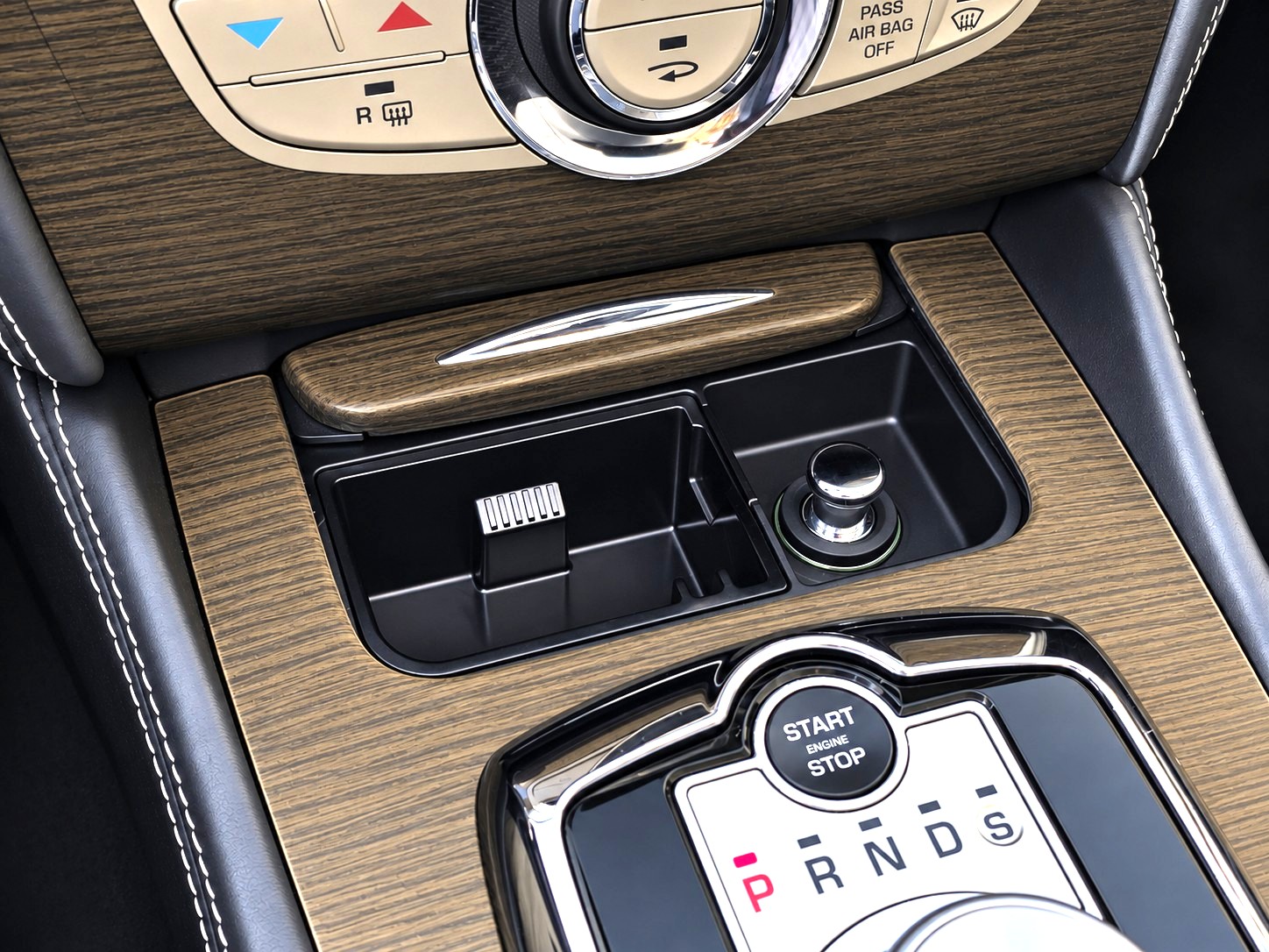 Used 2011 Jaguar XKR R RWD image 27