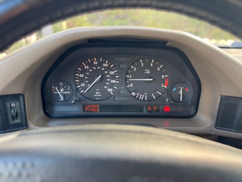 Used 1994 BMW 525i Wagon image 8