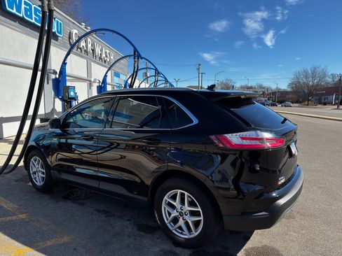 Used 2021 Ford Edge SEL w/ Convenience Package image 5