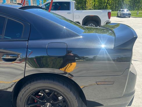Used 2011 Dodge Charger R/T RWD image 6