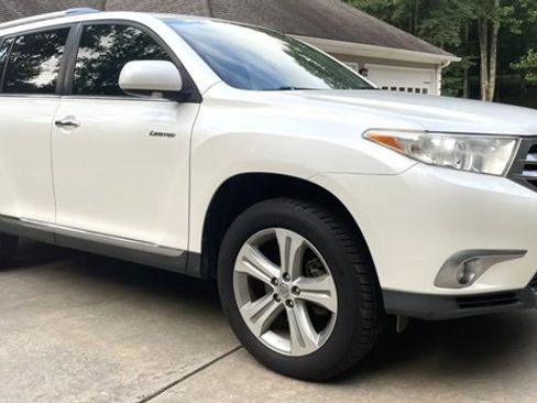 Used 2012 Toyota Highlander Limited image 5