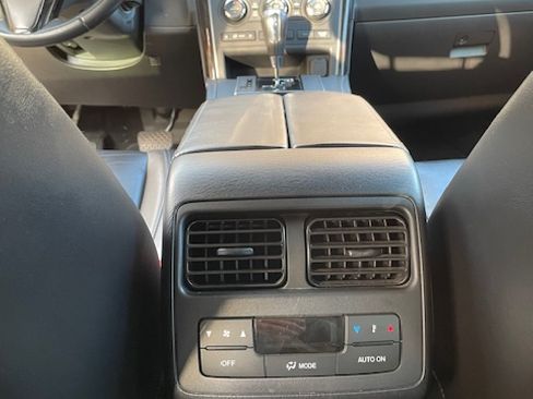 Used 2010 MAZDA CX-9 Grand Touring w/ Moonroof & Bose Audio Pkg image 20