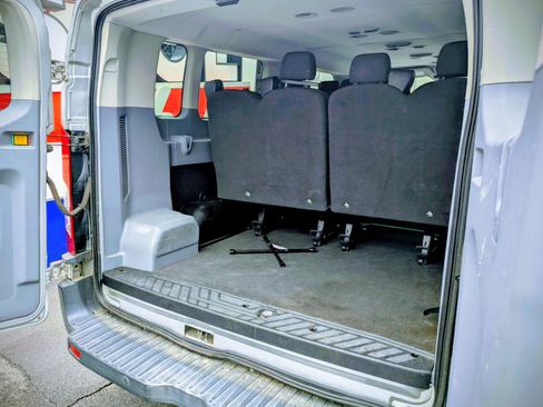 Used 2016 Ford Transit 350 XLT image 6