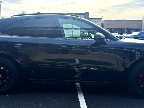 Used 2021 Porsche Macan GTS image 4