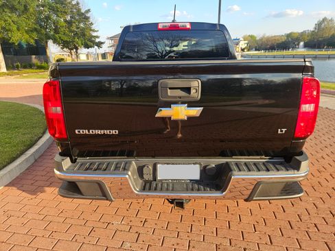 Used 2015 Chevrolet Colorado LT w/ Luxury Package image 10