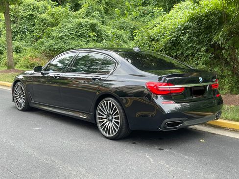 Used 2016 BMW 750i image 5