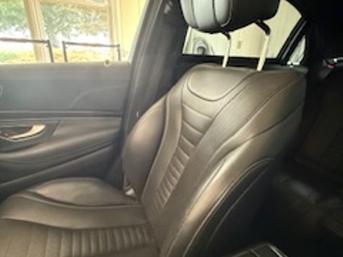 Used 2019 Mercedes-Benz S 560 Sedan image 15
