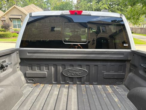 Used 2022 Ford F150 XLT w/ Equipment Group 302A High AWD/4WD image 16