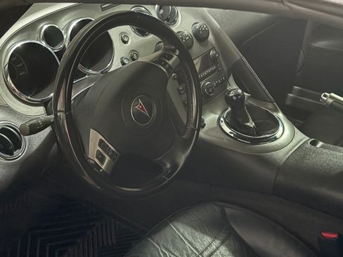 Used 2007 Pontiac Solstice GXP w/ Premium Package image 2