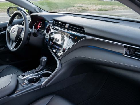 Used 2018 Toyota Camry XSE w/ Audio Package image 11