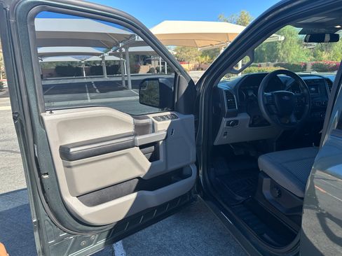 Used 2018 Ford F150 XLT image 6