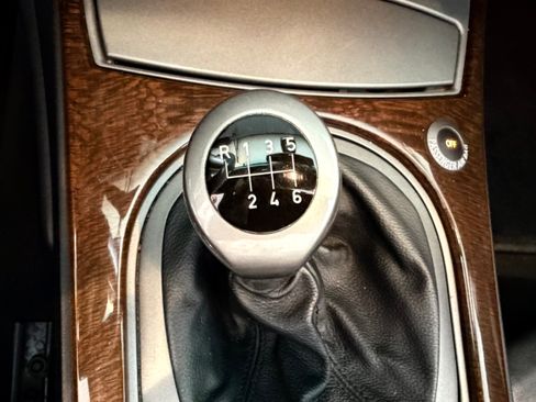 Used 2004 BMW Z4 3.0i RWD image 29