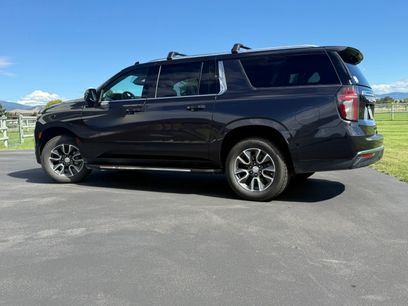 Used 2022 Chevrolet Suburban LT w/ LT Signature Plus Package