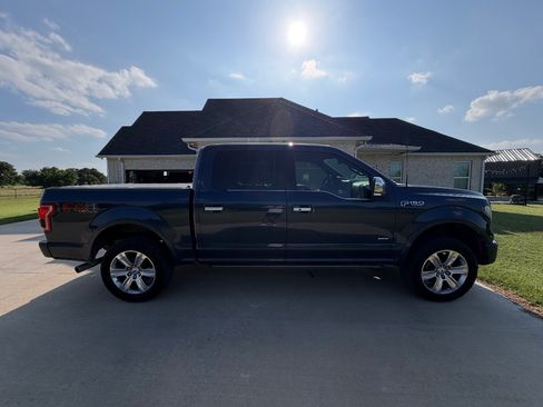 Used 2016 Ford F150 Platinum w/ Equipment Group 701A Luxury AWD/4WD image 2