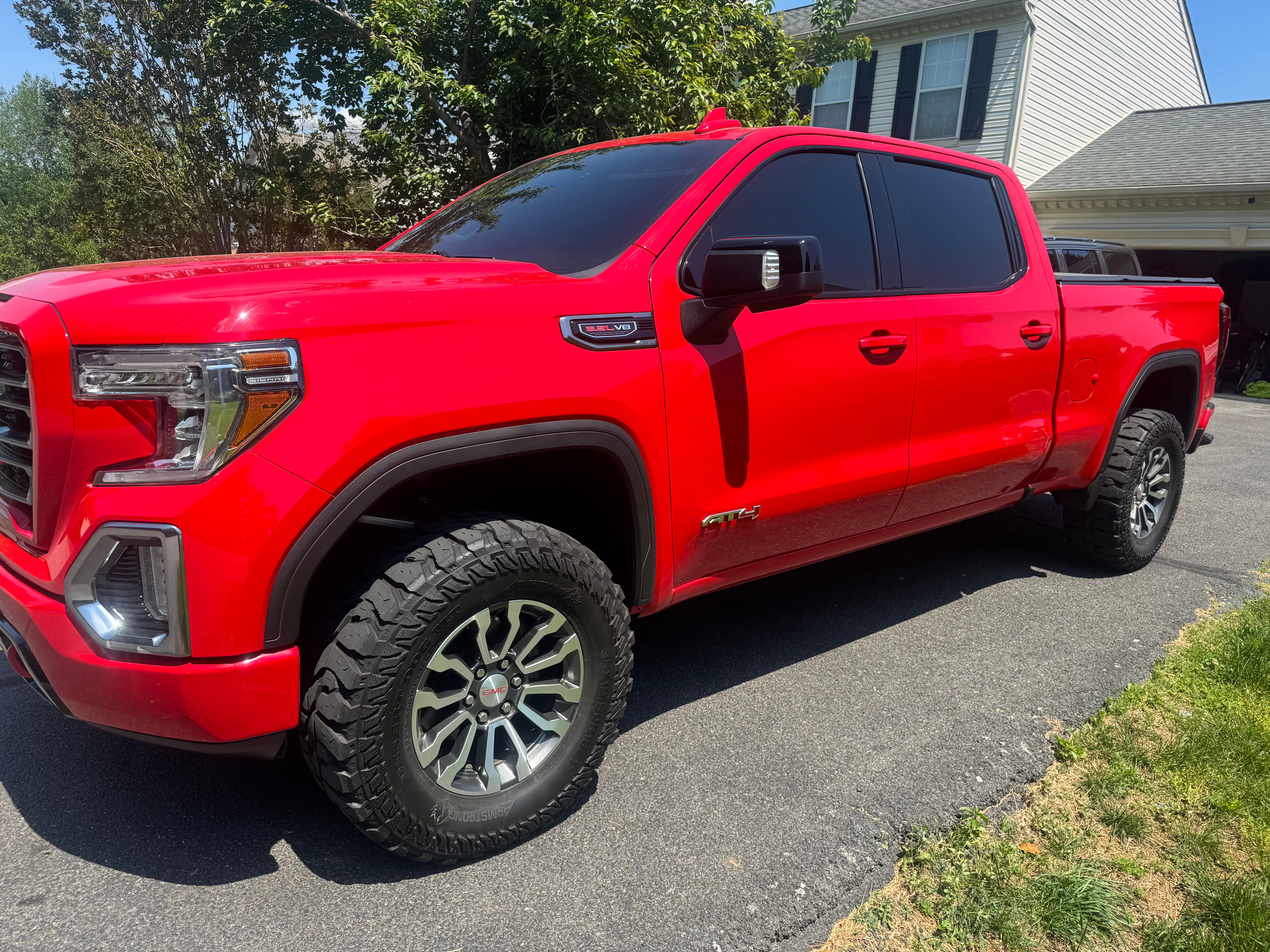 Used 2021 GMC Sierra 1500 AT4 AWD/4WD image 2