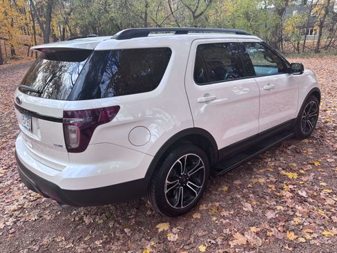 Used 2015 Ford Explorer Sport w/ Equipment Group 401A image 4
