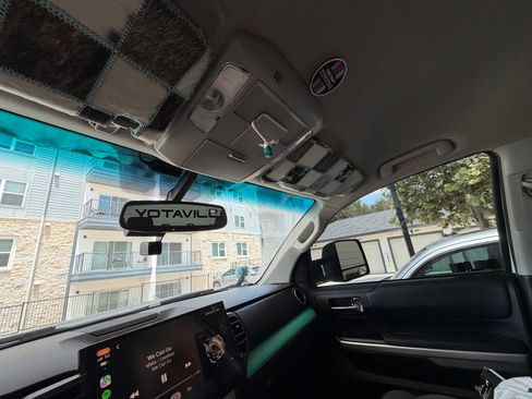 Used 2014 Toyota Tundra SR5 w/ SR5 Upgrade Package RWD image 20